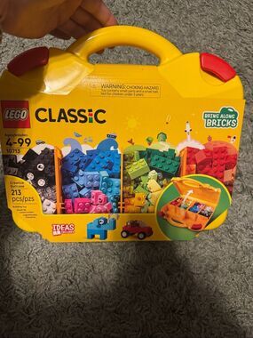 NWT LEGO Creative Suitcase- 213 pieces